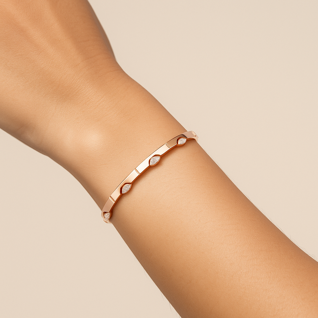 Astra Luxe Diamond Panel Bracelet – Premium Radiant Designer Elegance